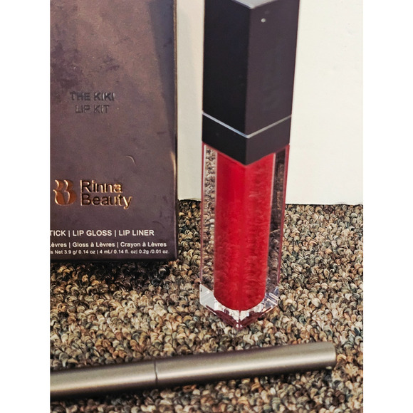 Rinna Beauty Lisa Rinna Lipstick The Kiki Lip Kit - Lip Gloss, Lipstick , Liner - Picture 2 of 3